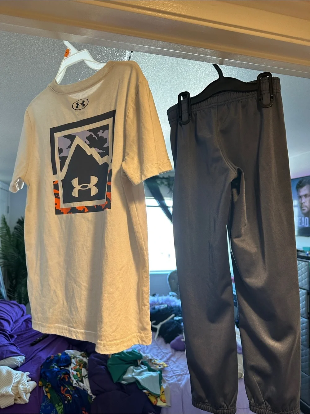 Under Armour Grey Gradient Track Pants & White Logo Tee